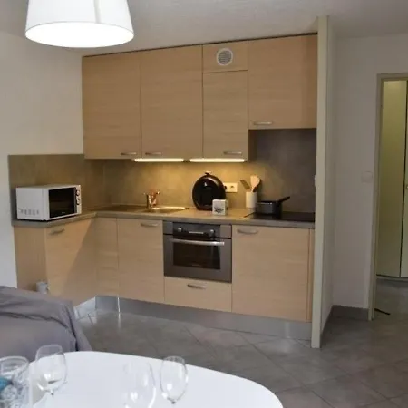 Apartment Bel 2 Pieces Avec Wifi, Parking, Au Pied Des Pistes De A - Fr-1-266-145 Montgenevre