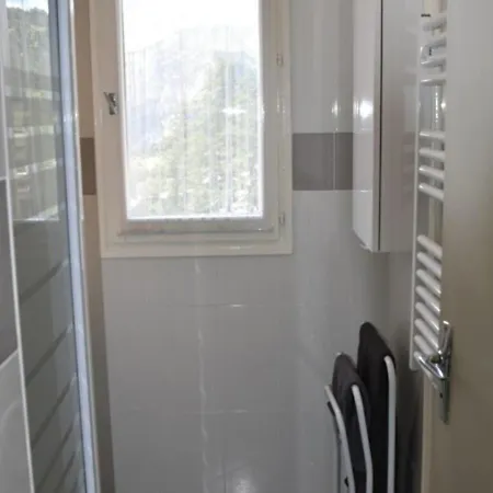 Apartment Bel 2 Pieces Avec Wifi, Parking, Au Pied Des Pistes De A - Fr-1-266-145 *