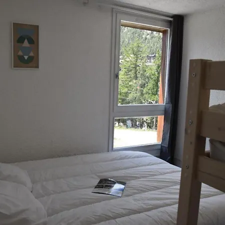 Bel 2 Pieces Avec Wifi, Parking, Au Pied Des Pistes De A - Fr-1-266-145 Apartment